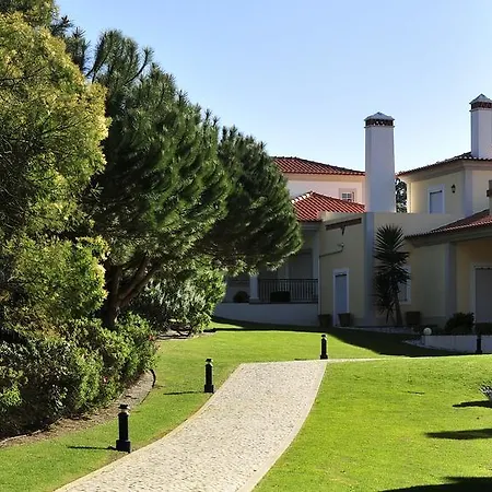 Del Rey Bythe Pools Holiday home